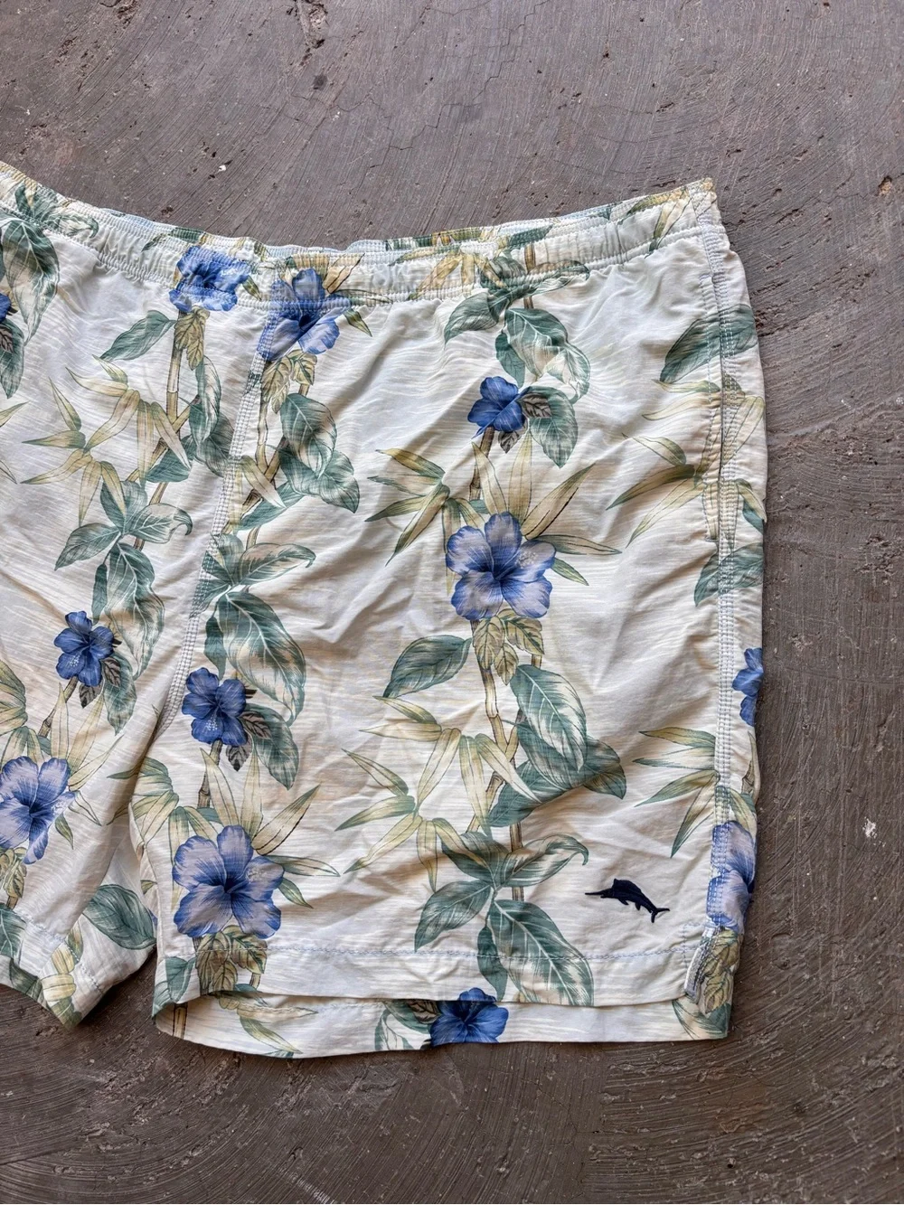 Tommy Bahama Floral Beach Swim Trunks Netted Liner Pockets Men’s Size XXL